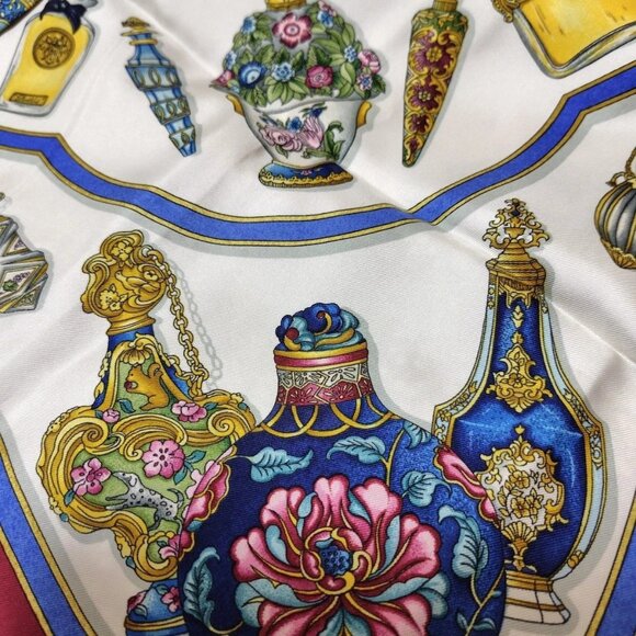 Auth HERMES Carre 90 - Cream Red Multi Silk Scarf - Picture 7 of 10
